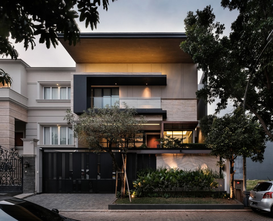 Rumah di Jakarta yang Sejuk Natural dengan Berbagai Bukaan dan Desain