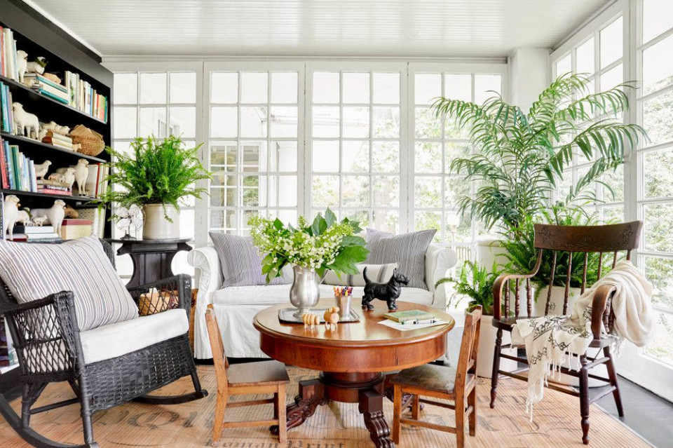 Getting to Know Sunrooms and 7 Tips for Building a Sunroom - Furnizing